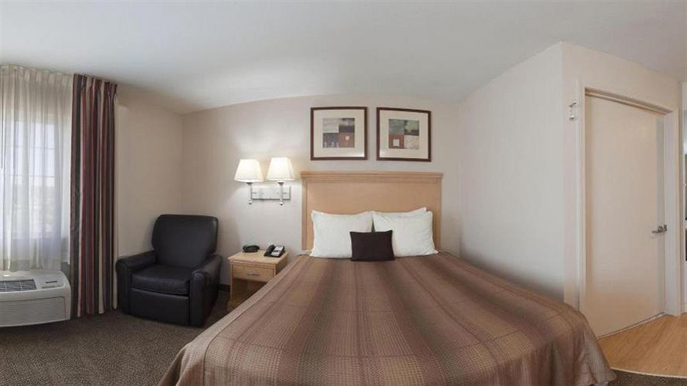 Candlewood Suites Junction City - Ft. Riley By Ihg Екстериор снимка